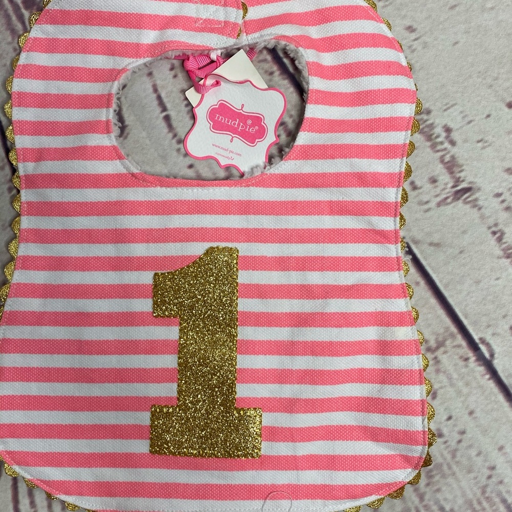 Mud pie bib 1